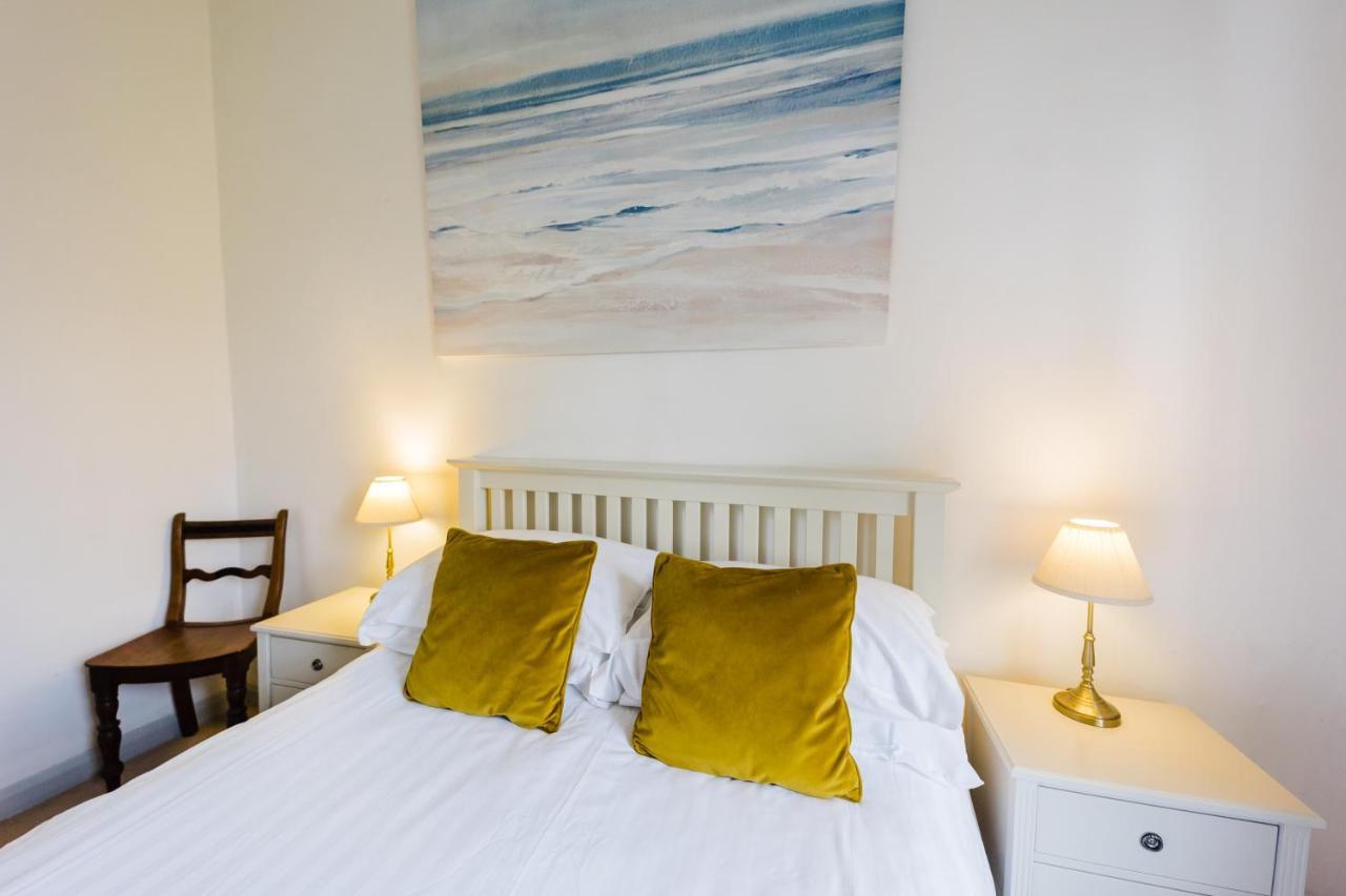 May Tree Cottage Manorbier 5 Mins From The Beach Sleeps 4 Bagian luar foto
