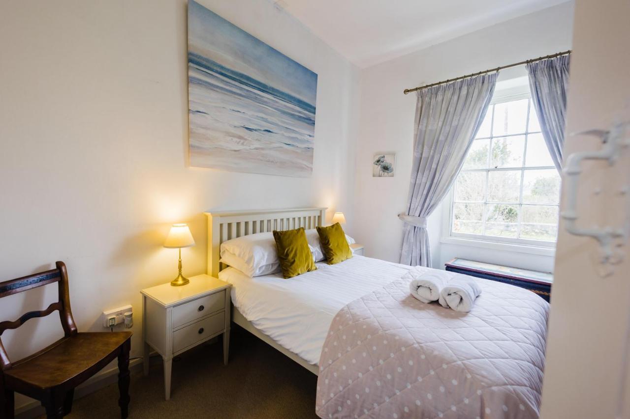 May Tree Cottage Manorbier 5 Mins From The Beach Sleeps 4 Bagian luar foto