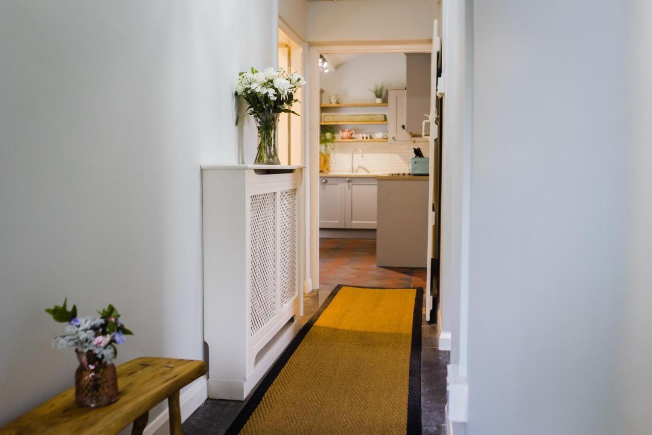 May Tree Cottage Manorbier 5 Mins From The Beach Sleeps 4 Bagian luar foto